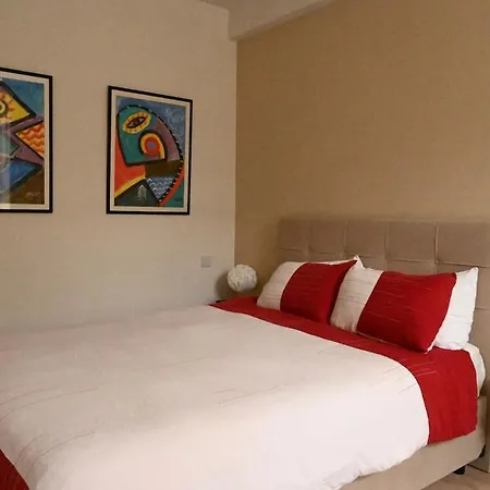 Luxury Modern Seaview Apartment *